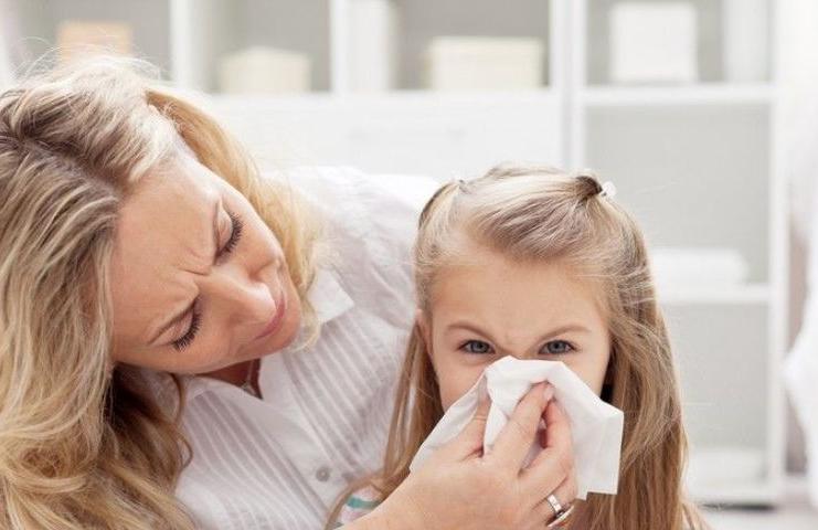 133 тисячі українців за тиждень перехворіли на ГРВІ, грип та COVID-19