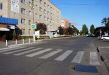 1256 людей досі залишаються у Покровську.