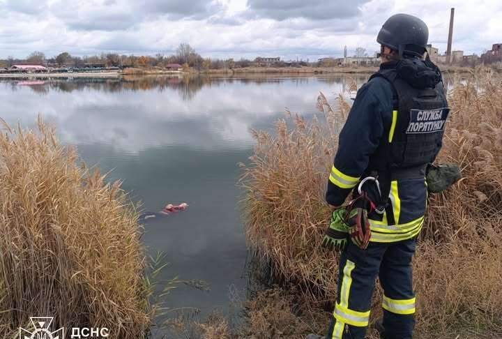 У Слов’янську в місцевому озері потонув чоловік