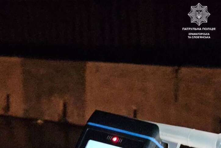 У Краматорську патрульні склали протоколи на водія, який вживав алкоголь після скоєння ДТП: алкоголь у крові перевищував норму у майже 14 разів