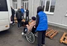 Через проміжний евакуаційний пункт в Олександрівці на Донеччині уже пройшло понад 6500 людей, серед яких понад 670 дітей