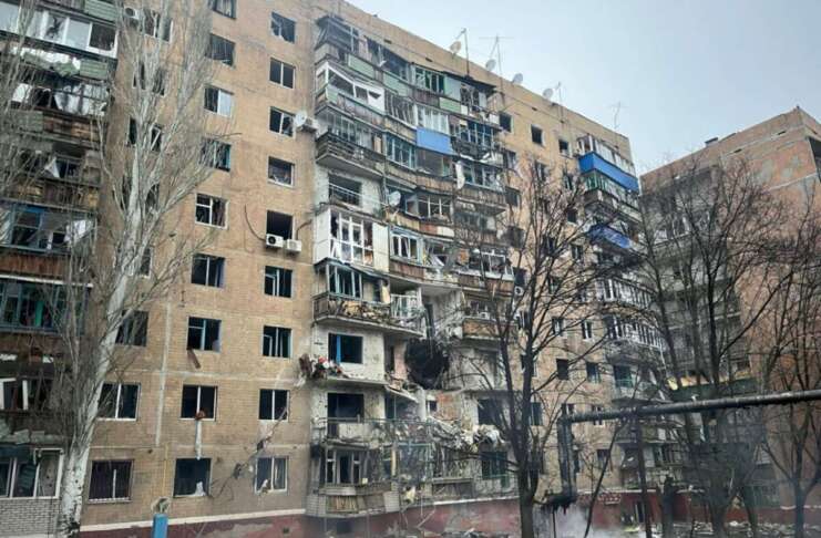 По багатоповерхівці у Краматорську вдарив ворог вдень 1 грудня