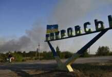 Оборона Покровська продовжується, — Сирський