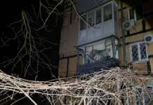 У Дніпрі через нічну масовану атаку безпілотниками постраждали семеро людей, серед них двоє – діти.