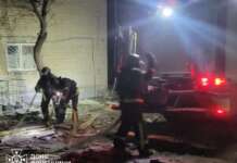 Три пожежі, дві з яких зайнялися через ворожі обстріли, загасили рятувальники Донеччини минулої доби