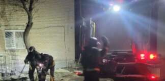 Три пожежі, дві з яких зайнялися через ворожі обстріли, загасили рятувальники Донеччини минулої доби