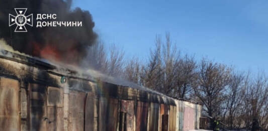 За минулу добу рятувальники Донеччини ліквідували 4 пожежі, 1 з яких спричинена російським обстрілом