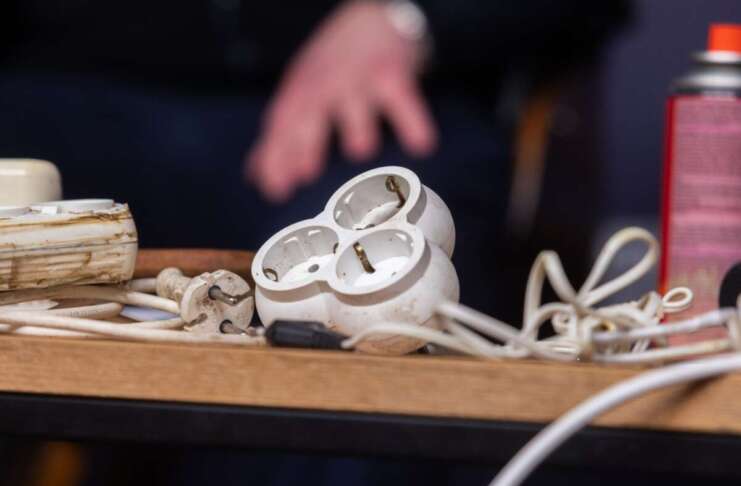 Понад 1200 випадків пожеж, що виникли внаслідок аварійної роботи електромережі або електроприладів, зафіксували рятувальники з початку 2026 року