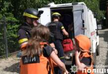 У Миколаївській громаді на Донеччині, де триває обовʼязкова евакуація родин із дітьми, залишаються 142 дитини.